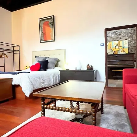 Elegant In The Heart Of 100 Sqm Parking Available