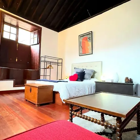 Elegant In The Heart Of 100 Sqm Parking Available Garachico (Tenerife)