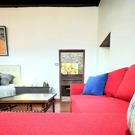 Elegant In The Heart Of 100 Sqm Parking Available Garachico (Tenerife)