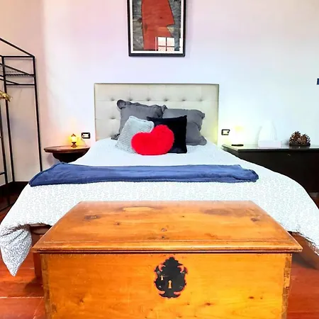 Apartment Elegant In The Heart Of 100 Sqm Parking Available